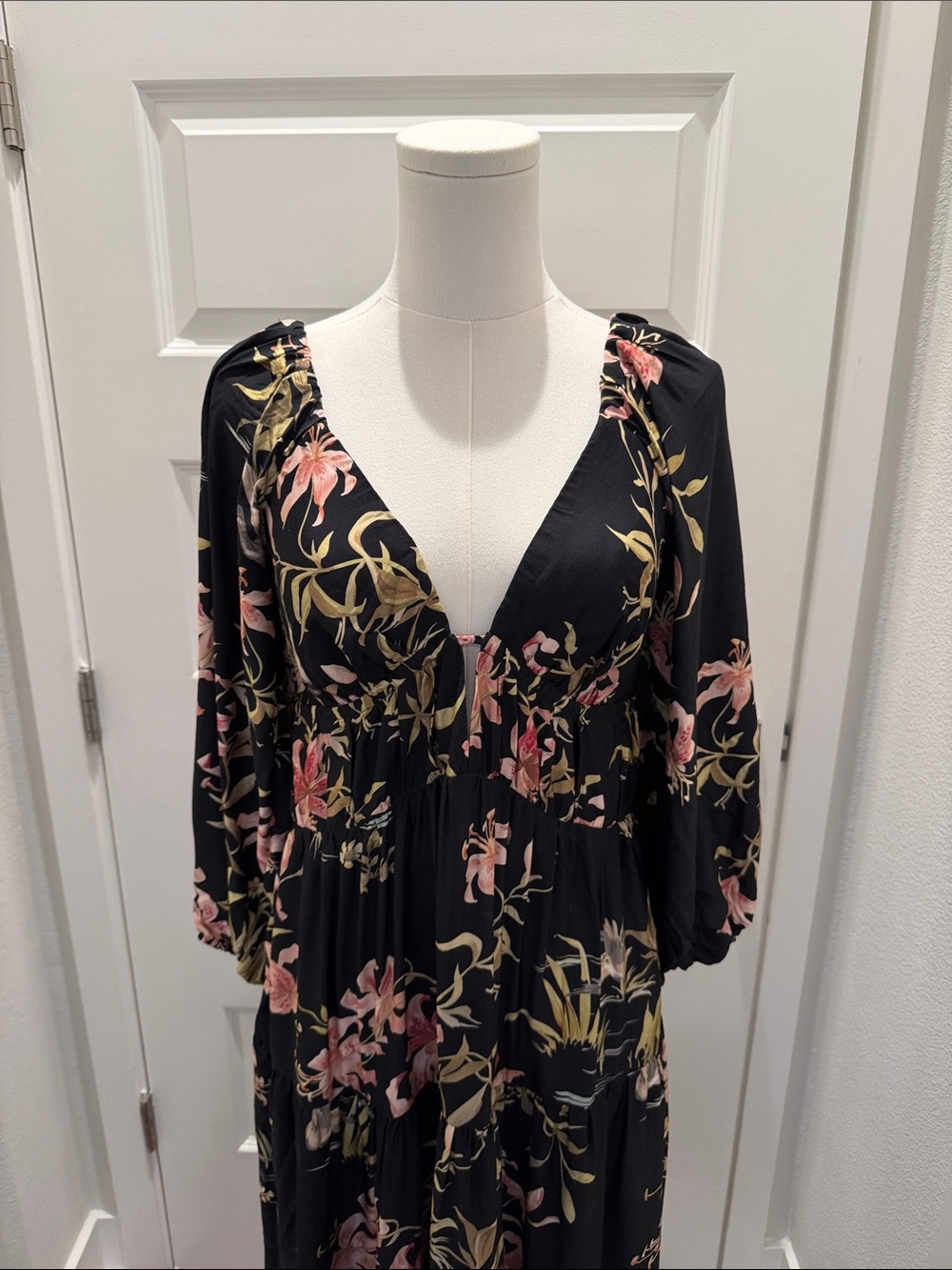 FARM Rio Black Maxi Dress Kyoto Size S - Picture 4 of 9